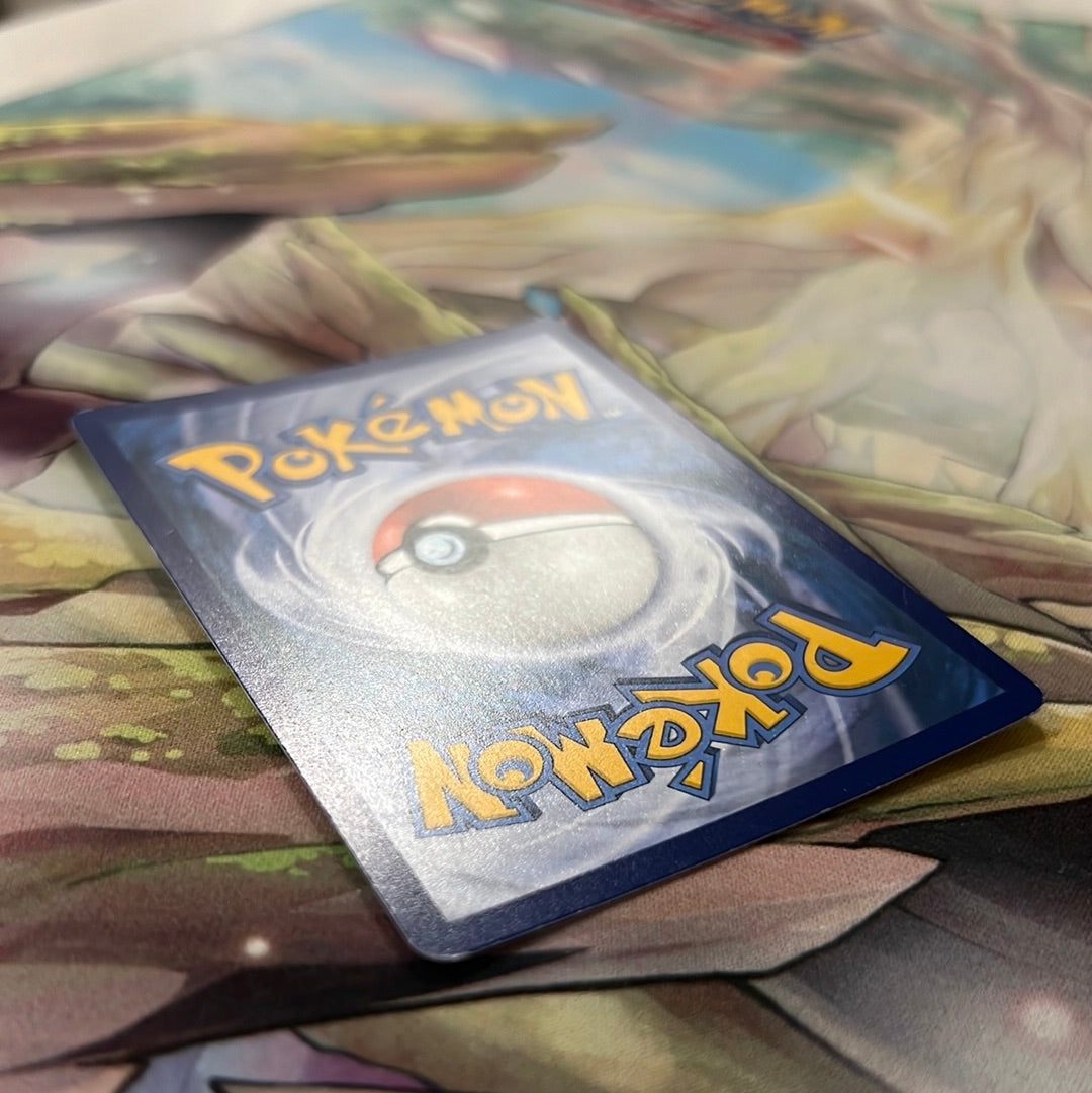 Pokémon: Magikarp 8/18 - Detective Pikachu (Holo Common)