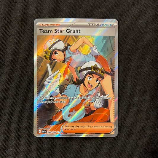 Pokémon: Team Star Grunt 242/198 - Scarlet & Violet Base Set Ultra Rare Full Art Trainer