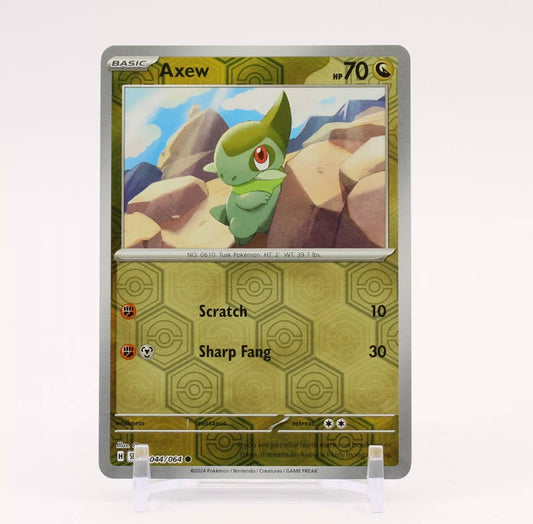 Pokemon: Axew 044/064 - SV: Shrouded Fable (Reverse Holo